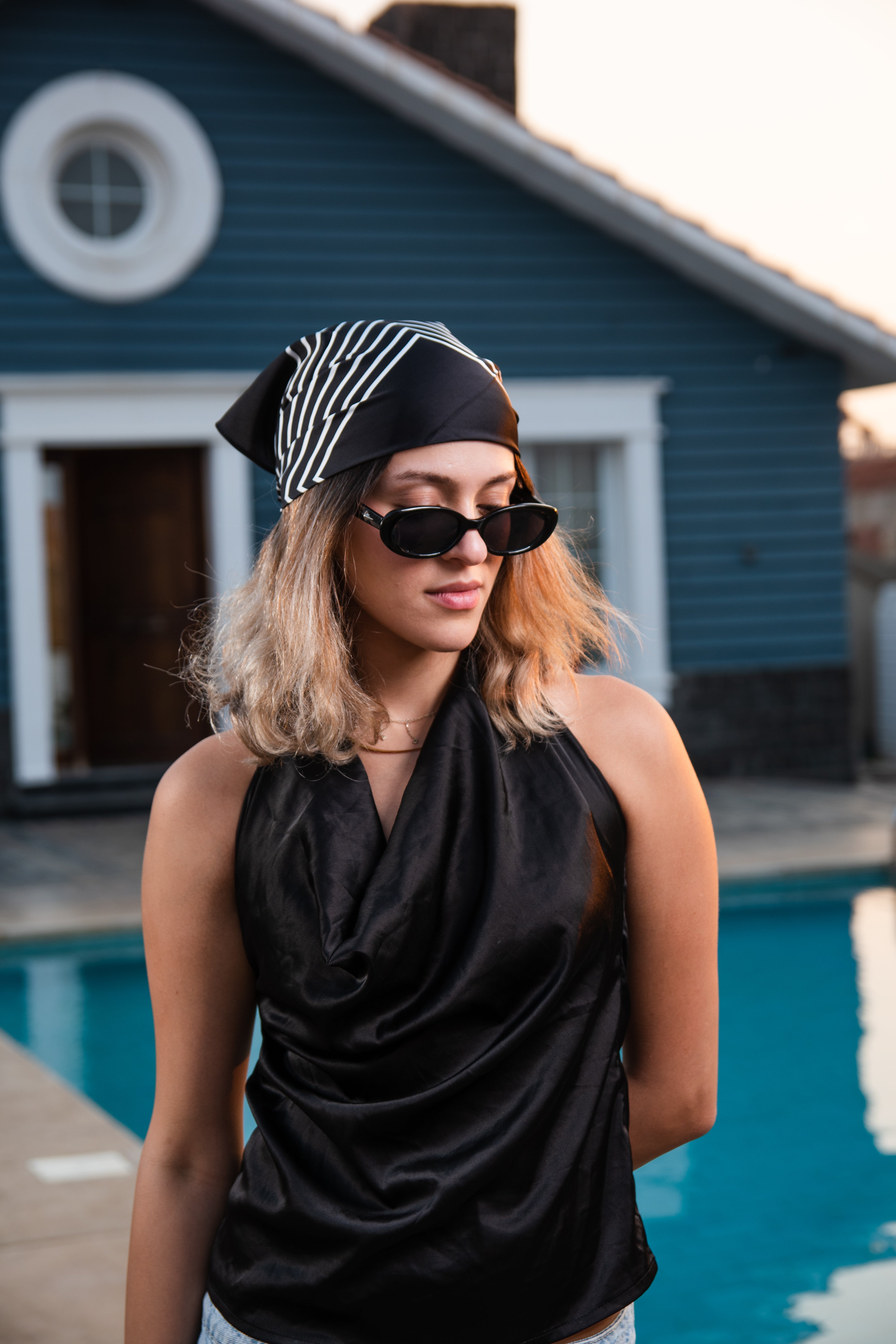 Sleek White Stripes Headscarf